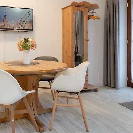 Ostseegarten Wildkirsche * Kellenhusen