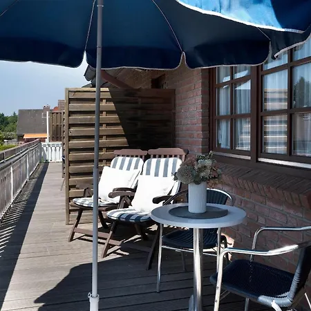 Ostseegarten Wildkirsche * Kellenhusen