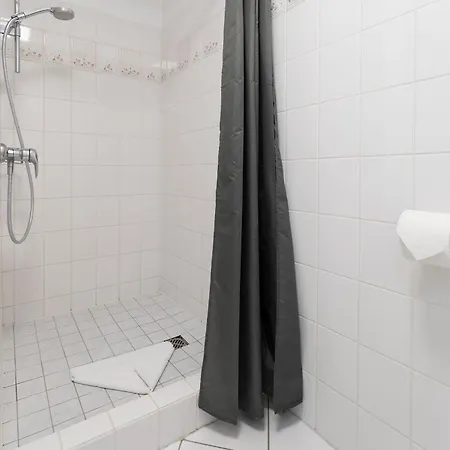 Ostseegarten Wildkirsche * Kellenhusen