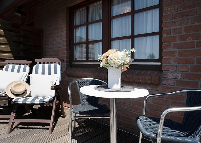 Ostseegarten Wildkirsche Kellenhusen